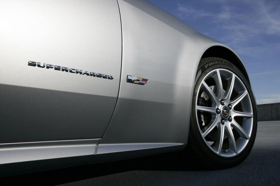  Cadillac XLR-V 2006 года  (фото 54 из 58)